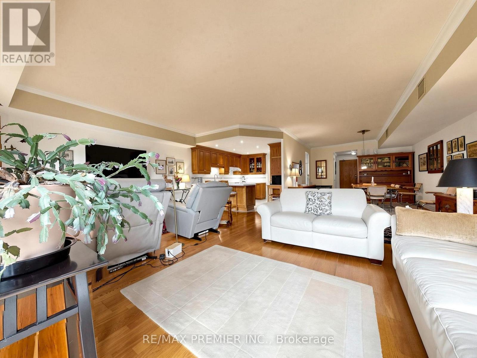 #301 - 30 ANGLESEY BOULEVARD, Toronto (Edenbridge-Humber Valley) — photo 6