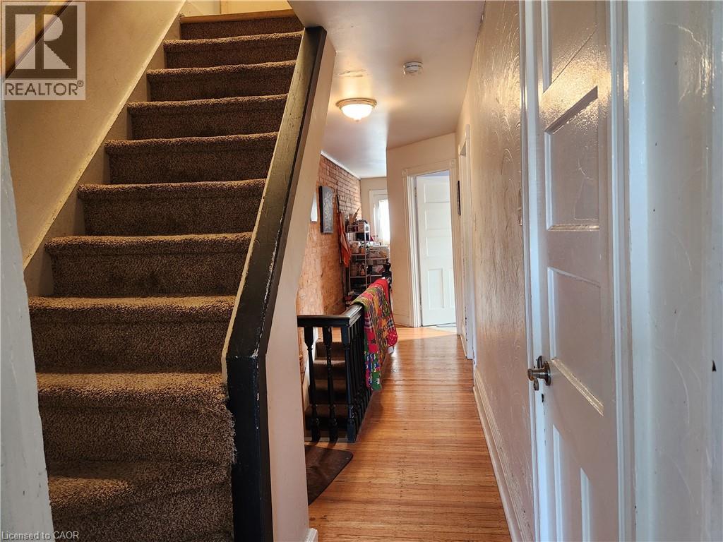 Photo 20 of 29