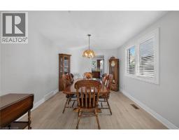Living room - 55 Fusilier Drive, Hamilton, ON L9B2E5 Photo 11