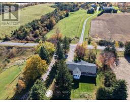 1067 Fleetwood Road, Kawartha Lakes, ON L0B1K0 Photo 34