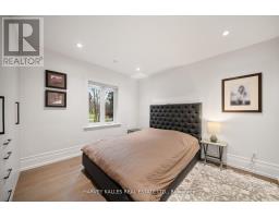 140 Sandringham Drive, Toronto, ON M3H1E3 Photo 26