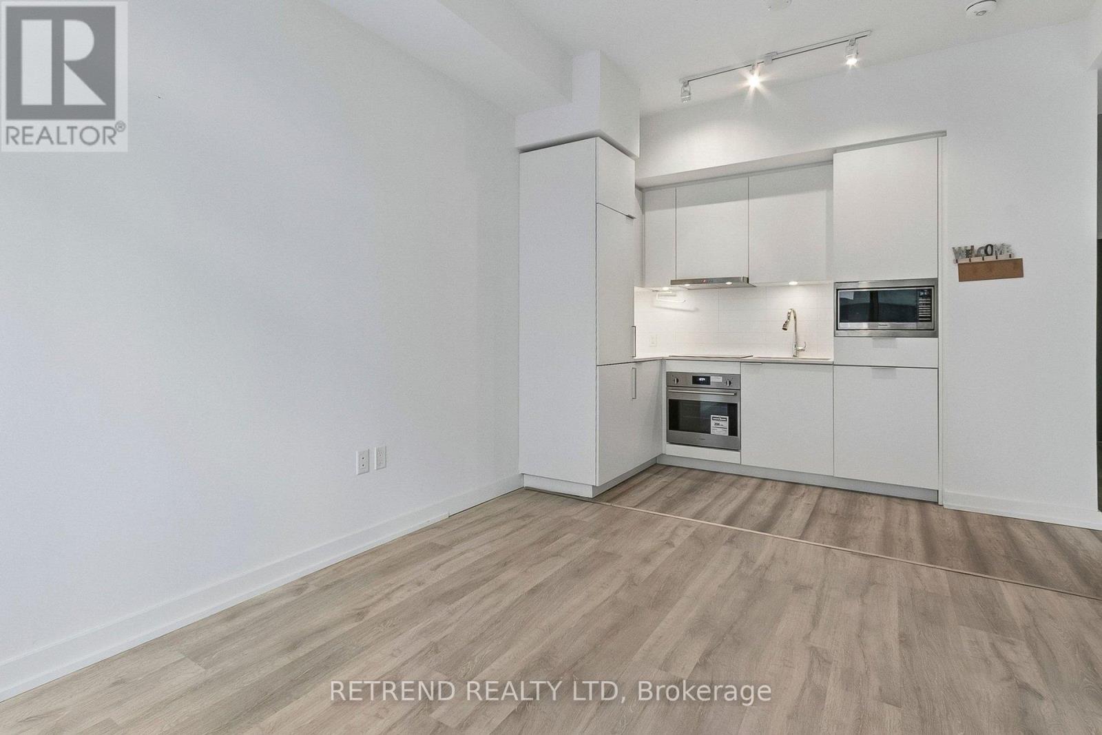 7 Golden Lion Heights, Toronto, ON photo 14