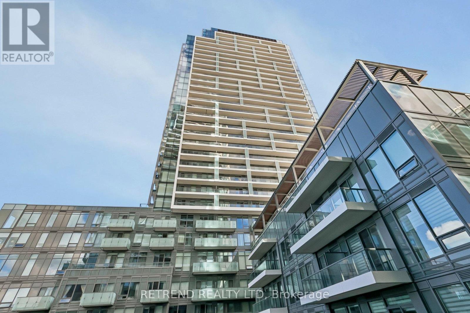 7 Golden Lion Heights, Toronto, ON photo 2
