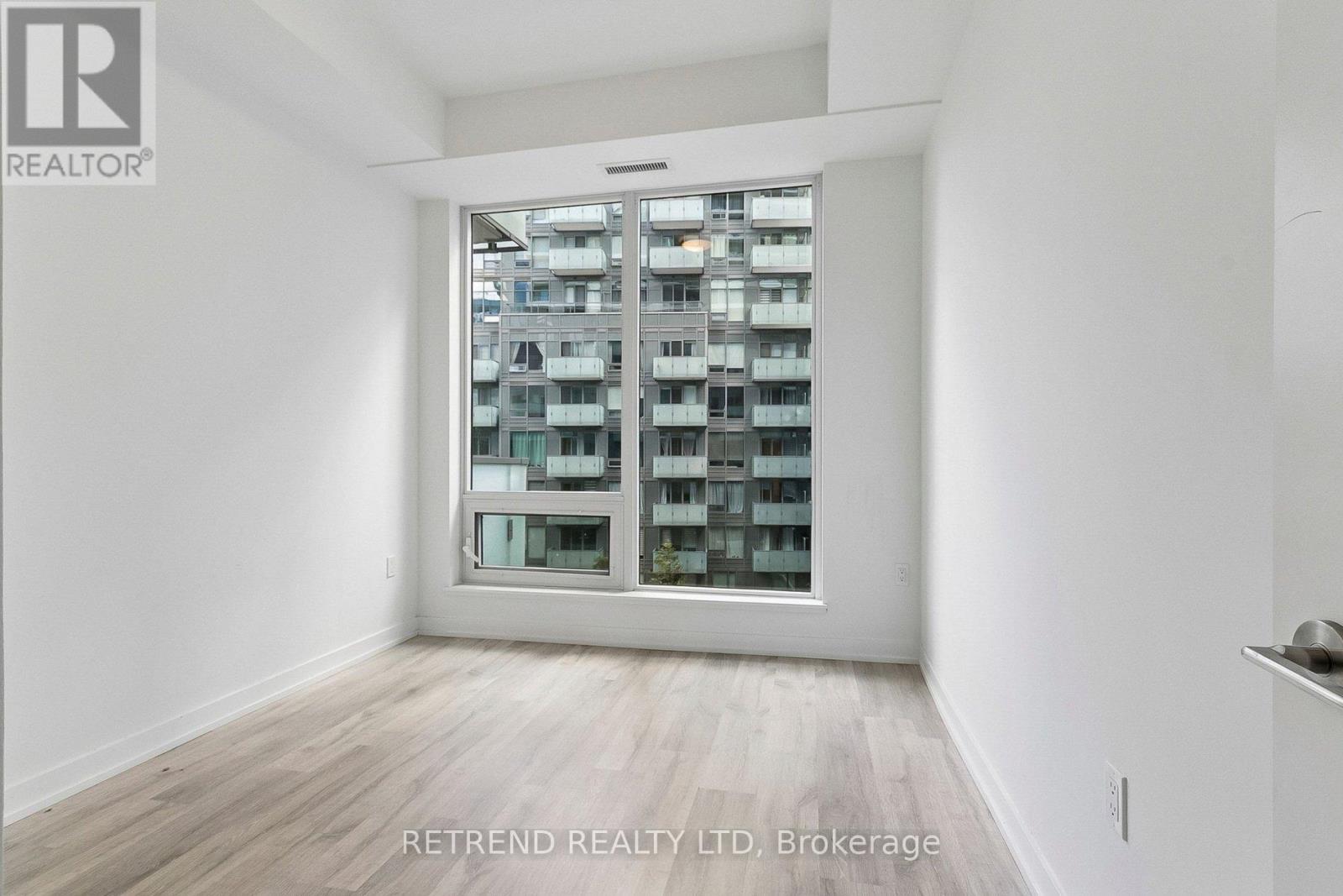 7 Golden Lion Heights, Toronto, ON photo 20