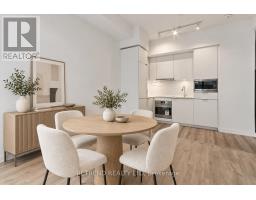 7 Golden Lion Heights, Toronto, ON M2M0C1 Photo 6
