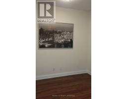 2024 - 5 Sheppard Avenue E, Toronto, ON M2N2Z8 Photo 8
