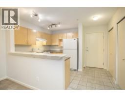 206 137 E 1st Street, North Vancouver, BC V7L1B2 Photo 13