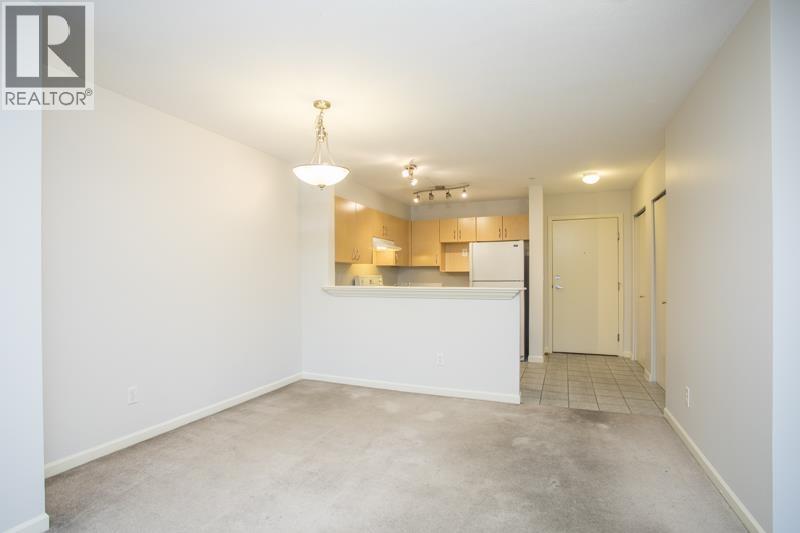 Photo of 206 137 E 1ST STREET 10