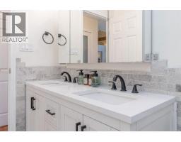 2333 Summerset Rd, Nanoose Bay, BC V9P9E4 Photo 29