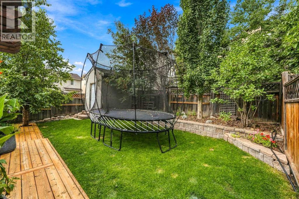 383 Springborough Way SW photo 43