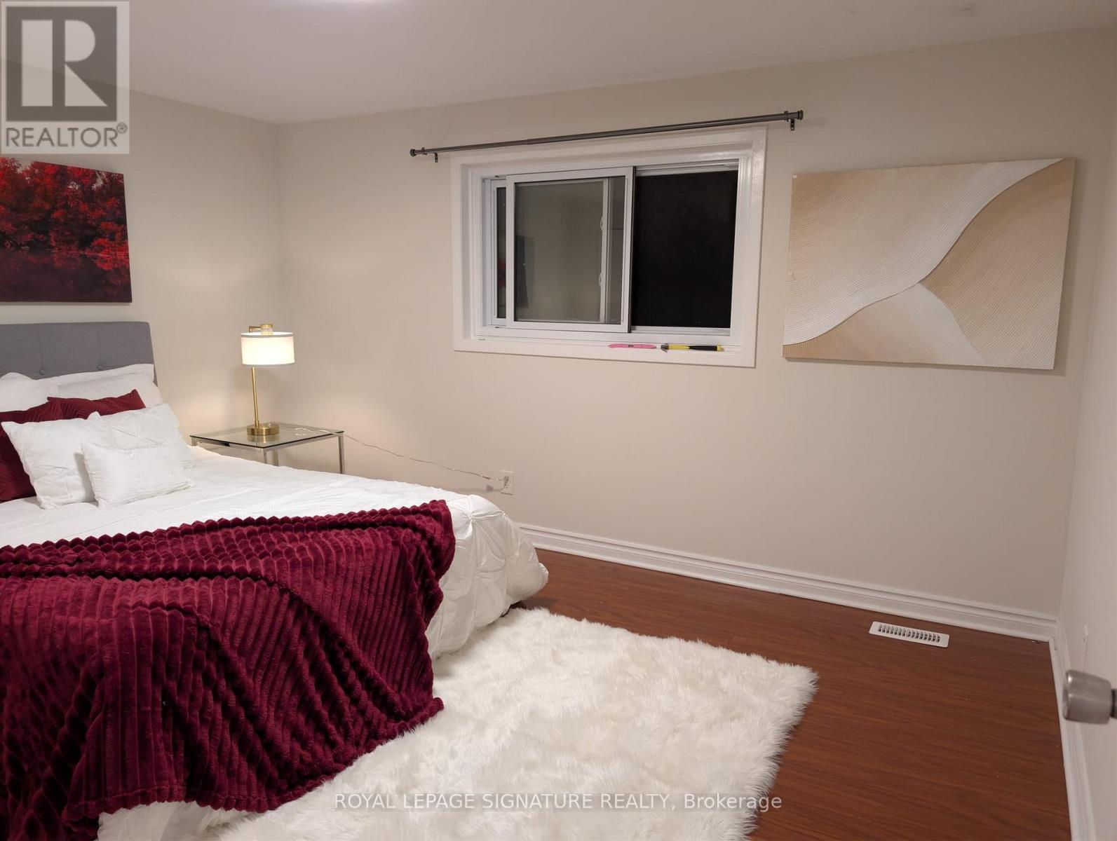 19 Starlake Drive, Toronto, ON photo 10