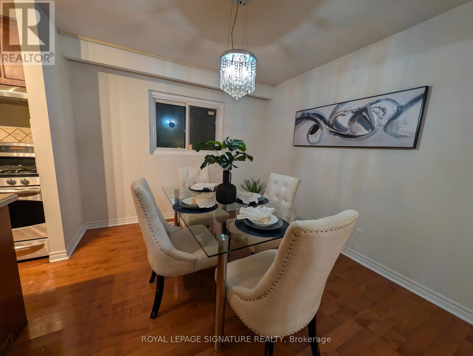 19 Starlake Drive, Toronto, ON photo 5