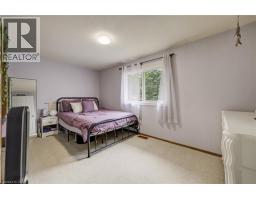 124 Queensway Drive, St  Jacobs, ON N0B2N0 Photo 18