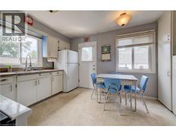 2pc Bathroom - 124 Queensway Drive, St  Jacobs, ON N0B2N0 Photo 8