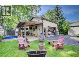124 Queensway Drive, St  Jacobs, ON N0B2N0 Photo 32