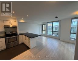 1601 - 40 Scollard Street, Toronto, ON M5R3S1 Photo 11