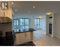 1601 - 40 Scollard Street, Toronto, ON M5R3S1 Photo 7
