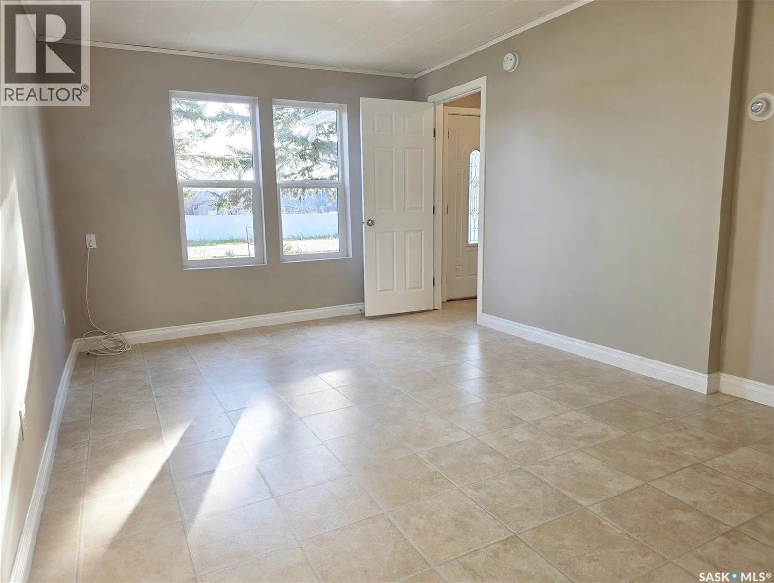 110 Prothero AVENUE W, Churchbridge — photo 25