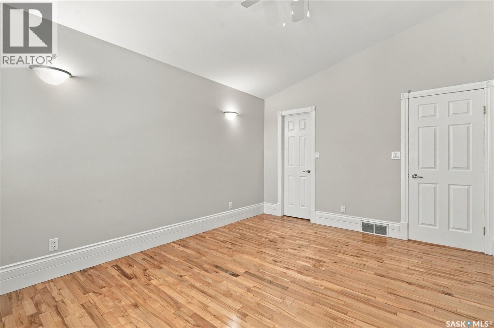 2 563 5th AVENUE N, Saskatoon — photo 21