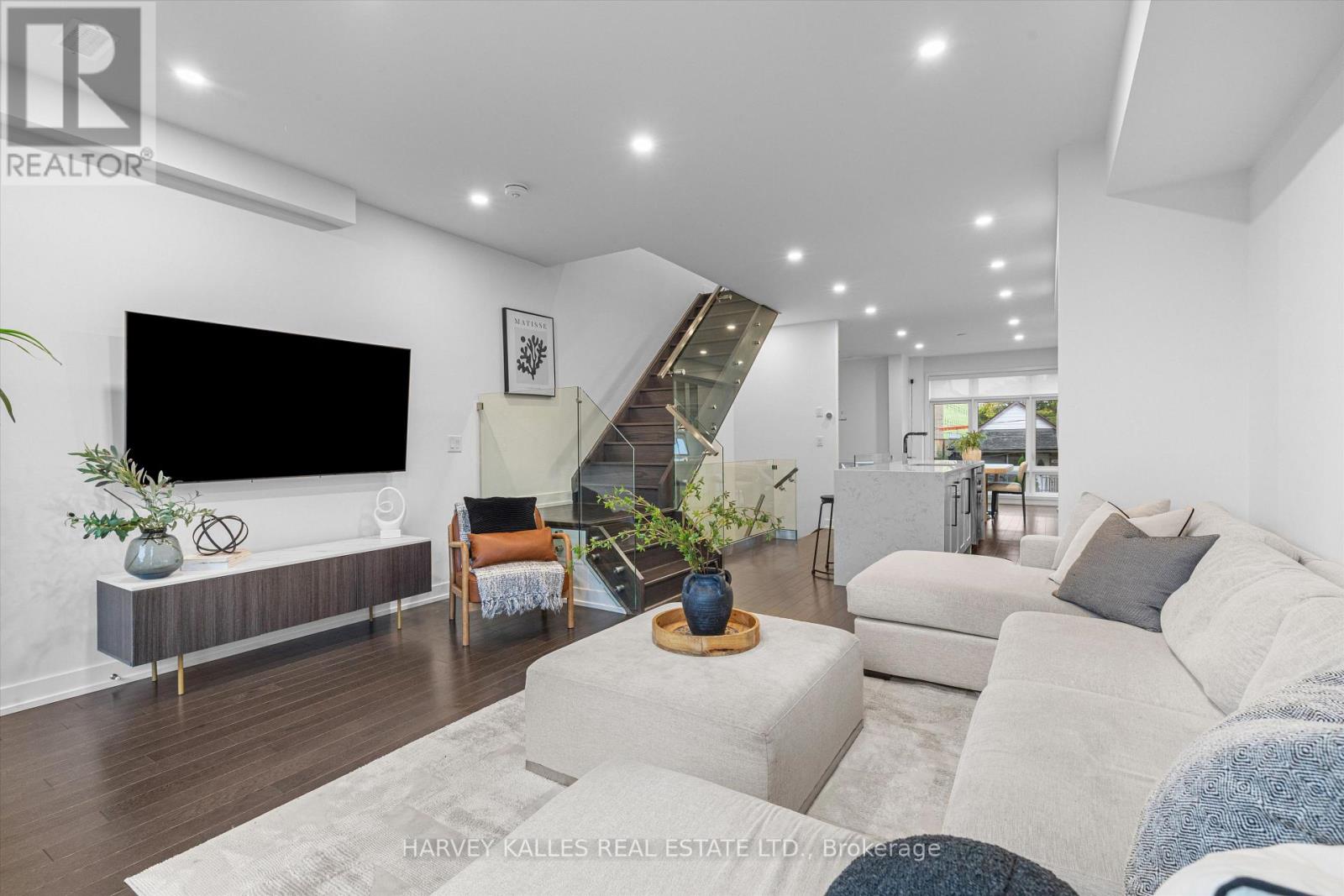609A Harvie Avenue, Toronto, ON photo 11