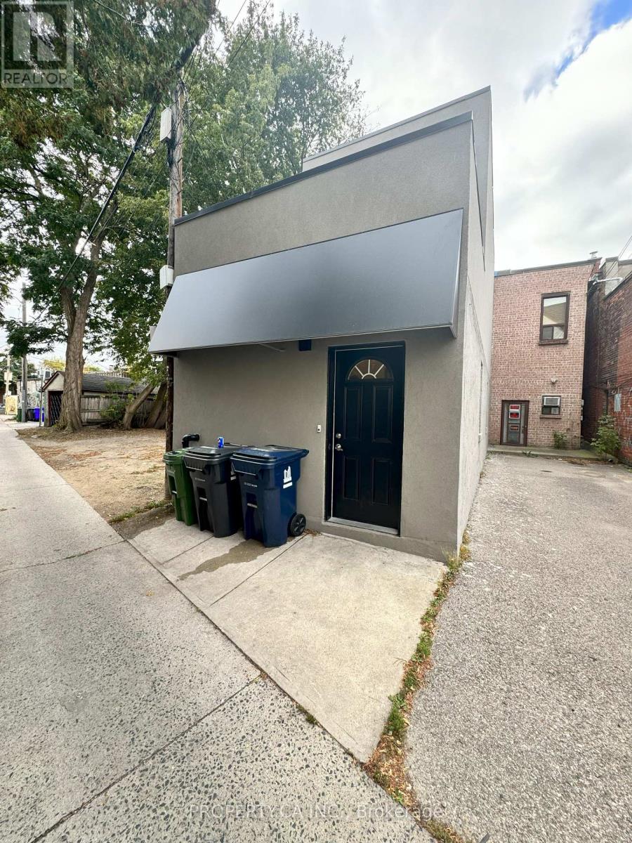 Photo of 3100 Dundas Street
