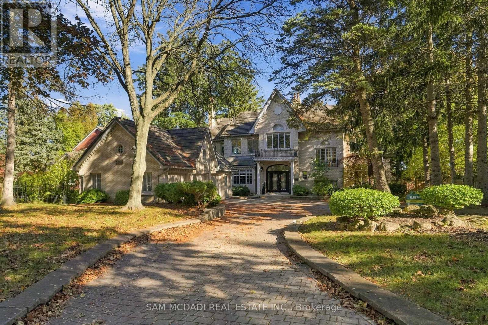 Photo of 2480 MISSISSAUGA Road