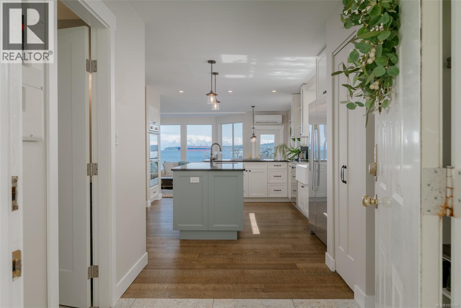 192 Captain Morgans Blvd - 5