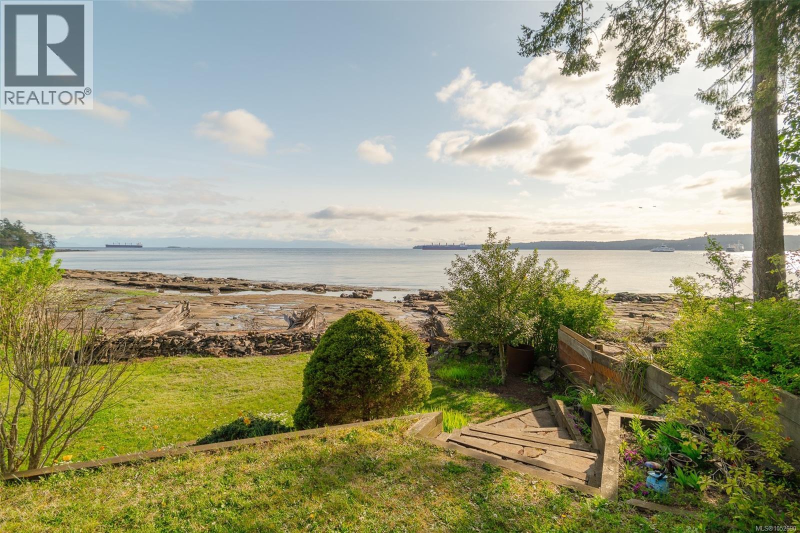 192 Captain Morgans Blvd - 50