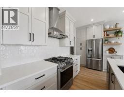 8 Tipping Avenue, Red Deer, AB T4P0Y9 Photo 8