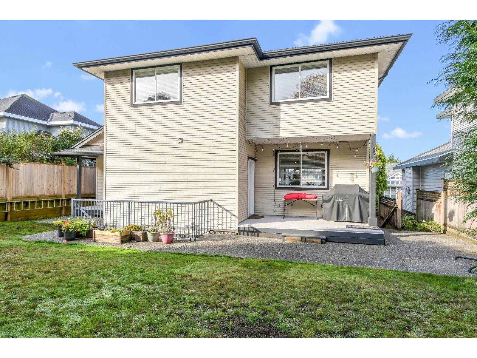 Photo of 6122 164 STREET 33