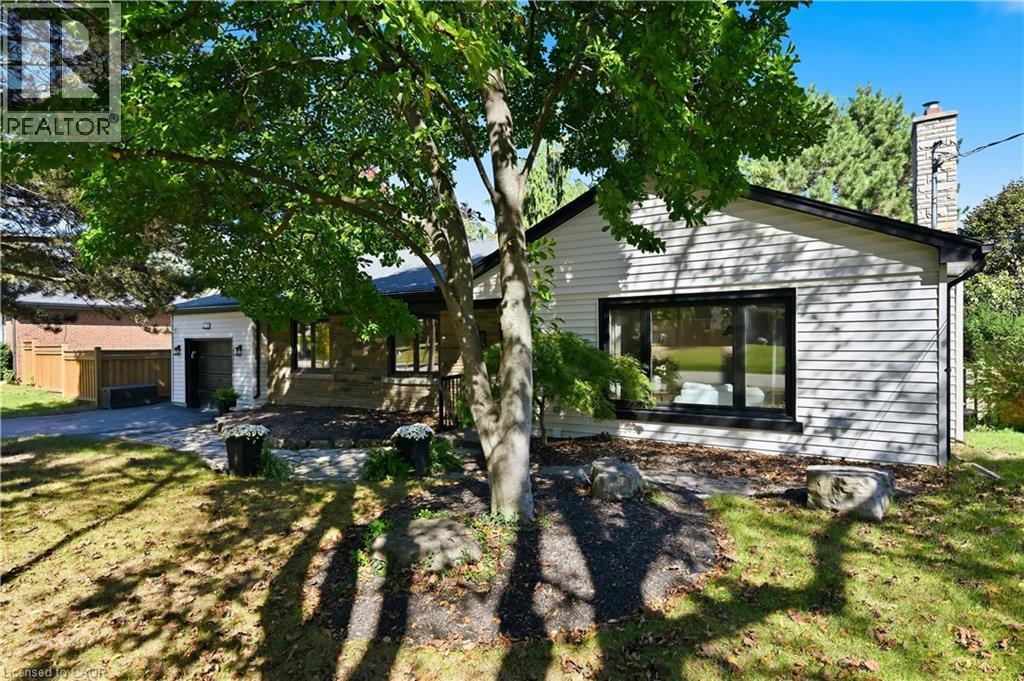 869 CONDOR Drive, Burlington — photo 4