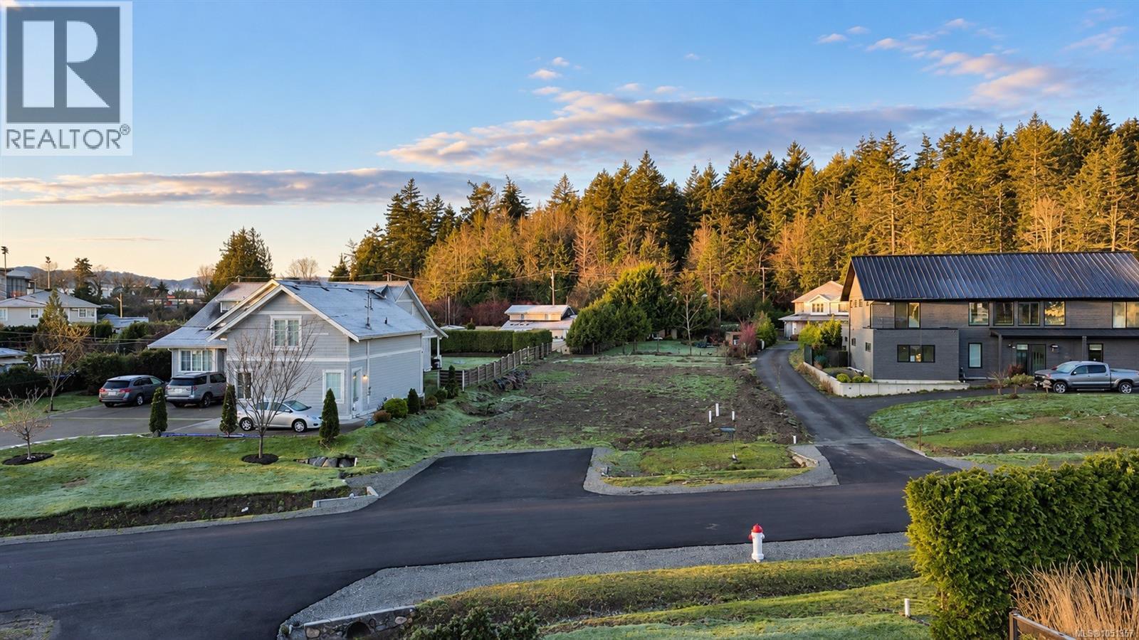  10724 Bayfield Road, North Saanich