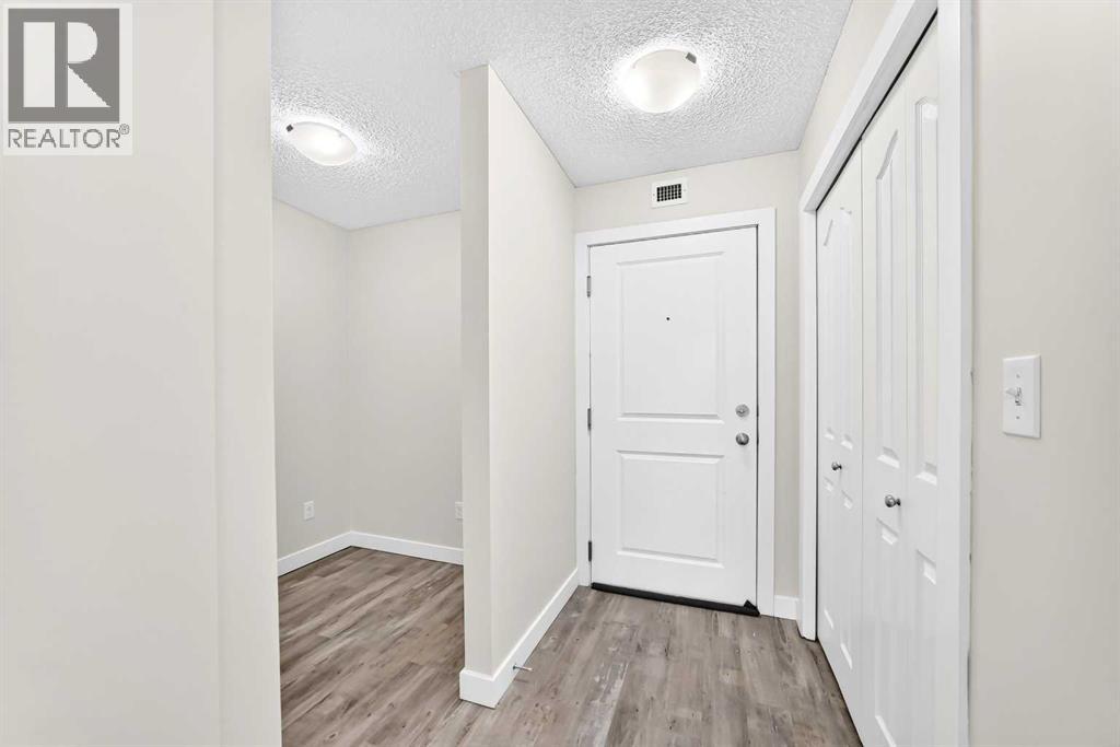 4118, 403 Mackenzie Way SW, Airdrie — photo 6