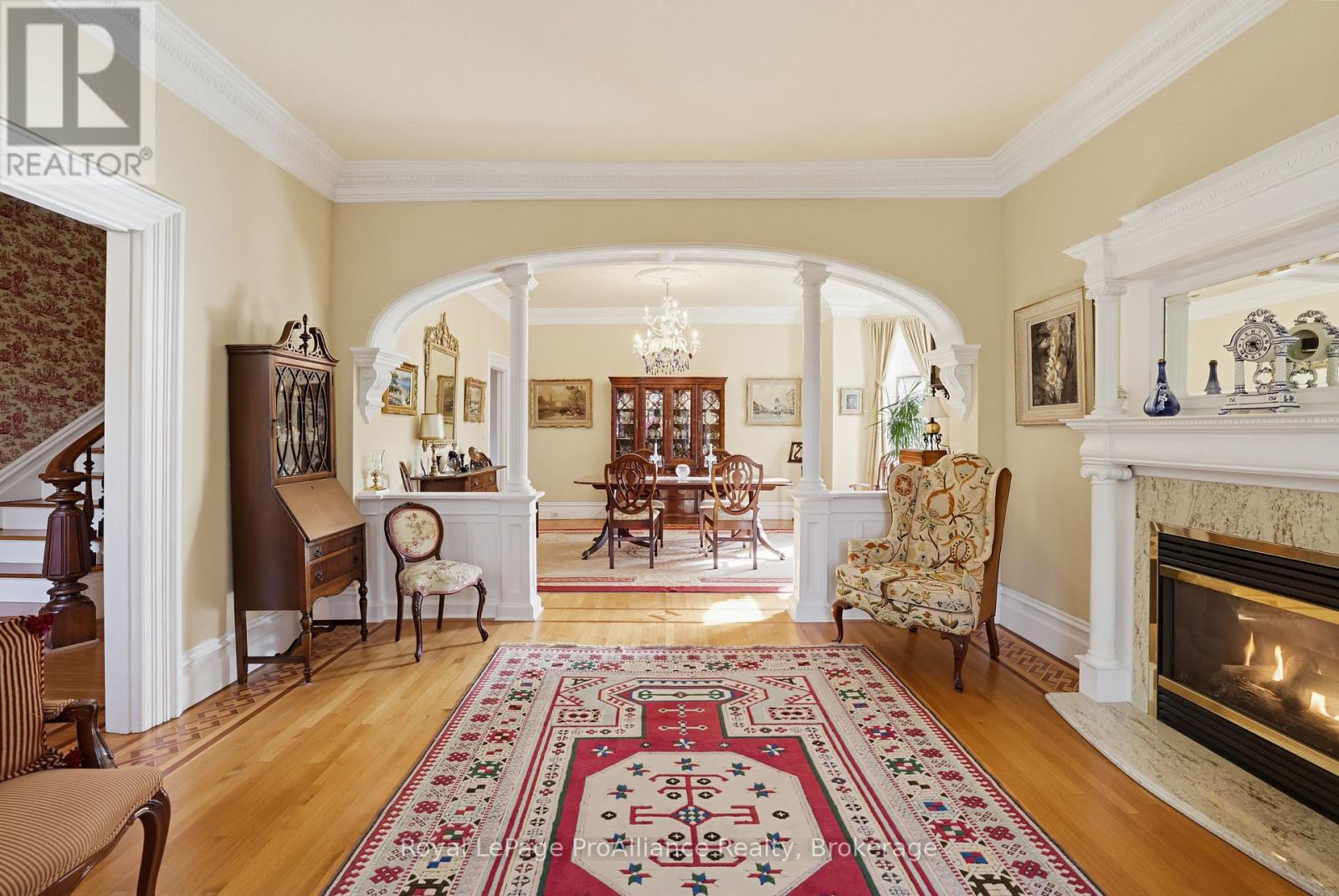 55 Queen Street, Belleville, ON photo 27