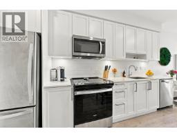 307 808 Gauthier Avenue, Coquitlam, BC V3K1R9 Photo 9