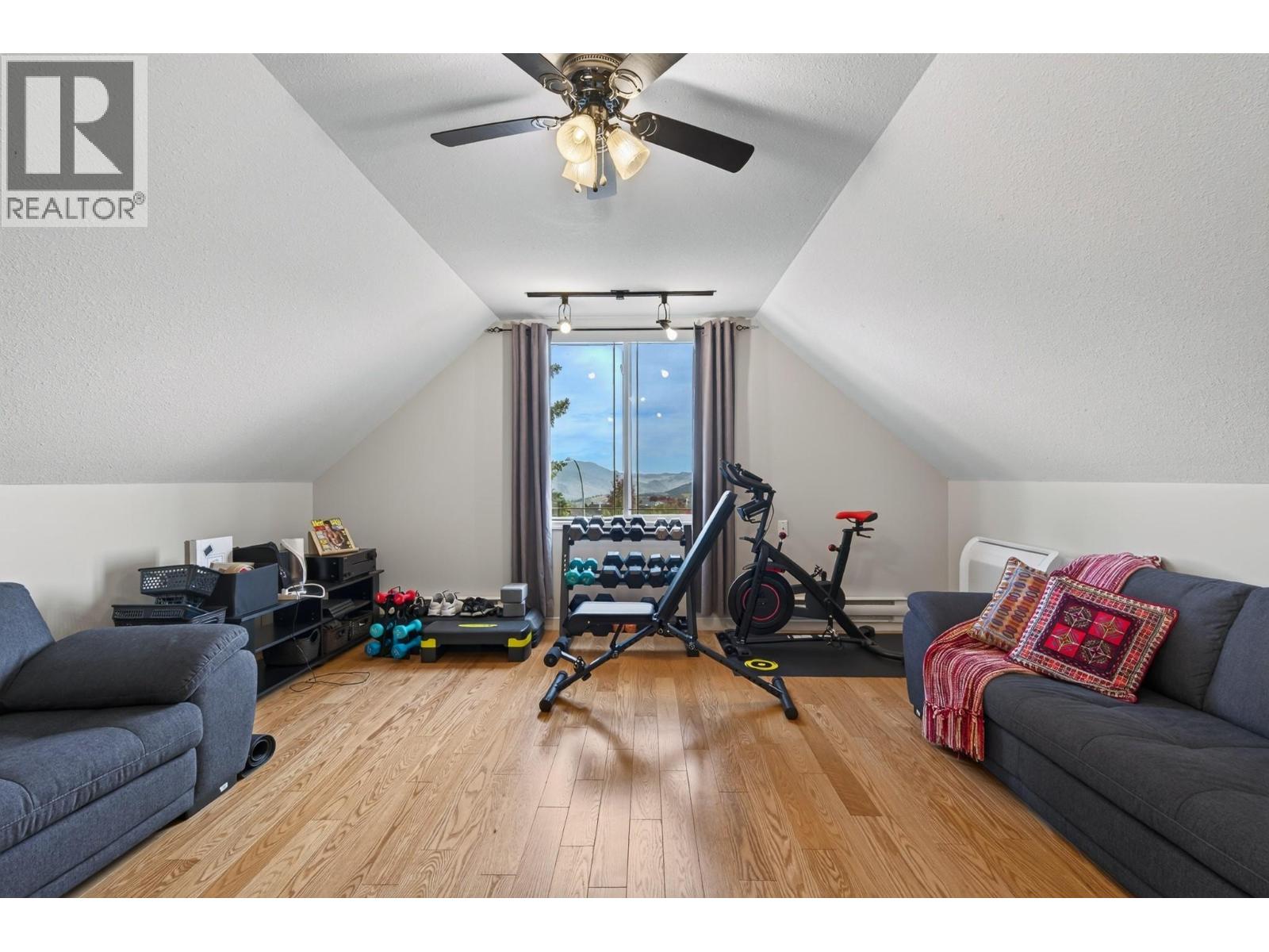 979 Regent Crescent - 25