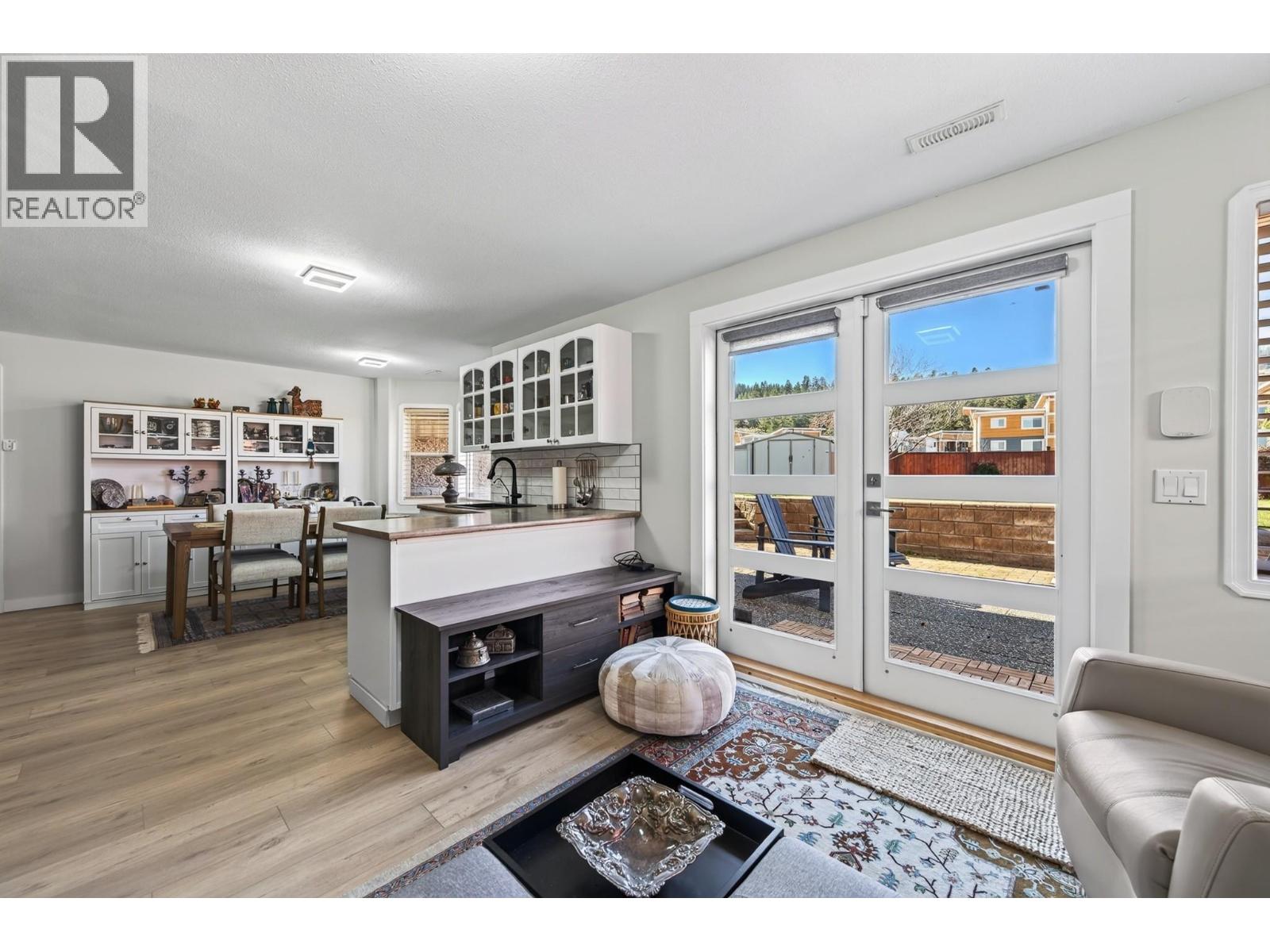 979 Regent Crescent - 31