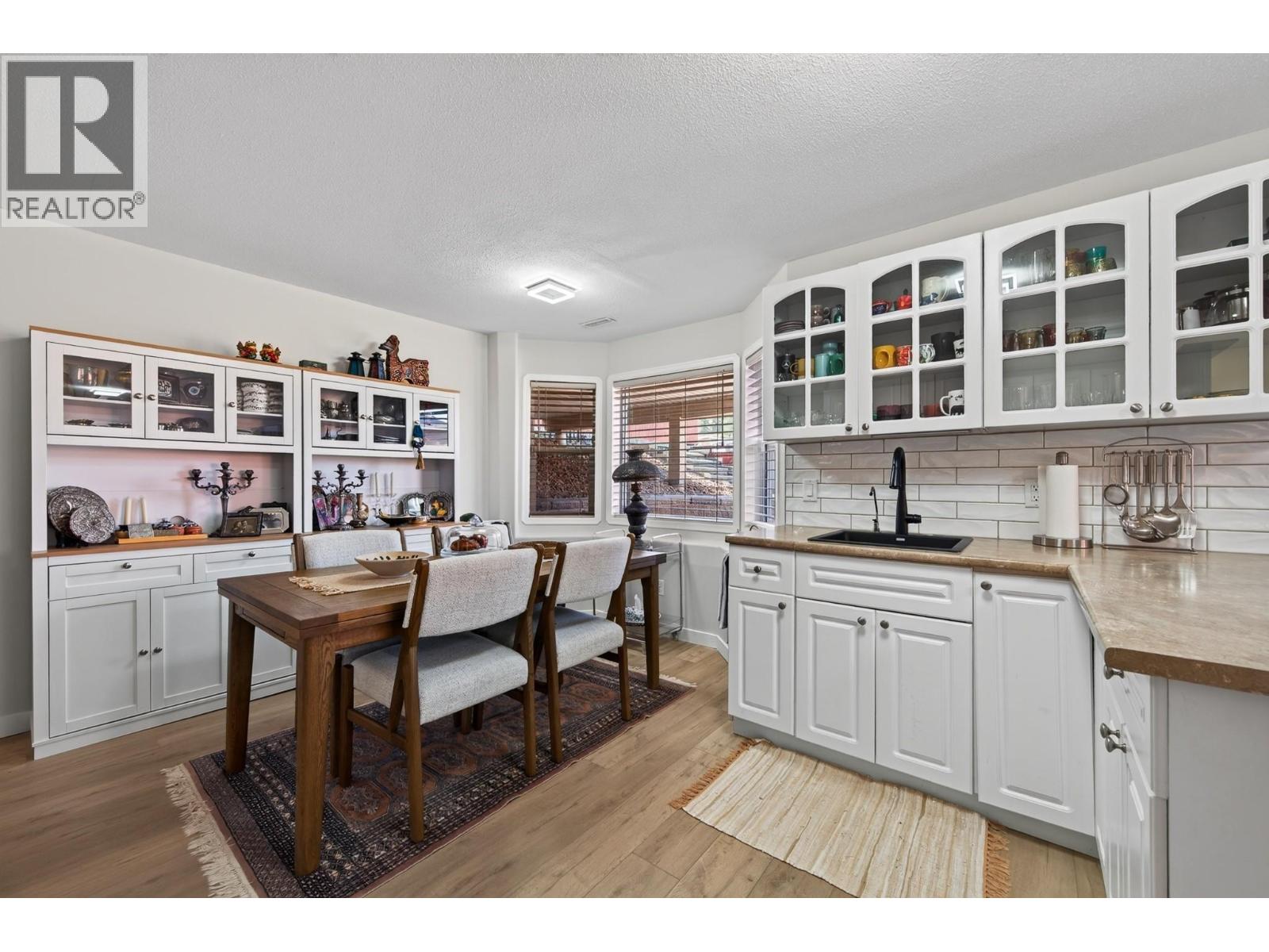 979 Regent Crescent - 30