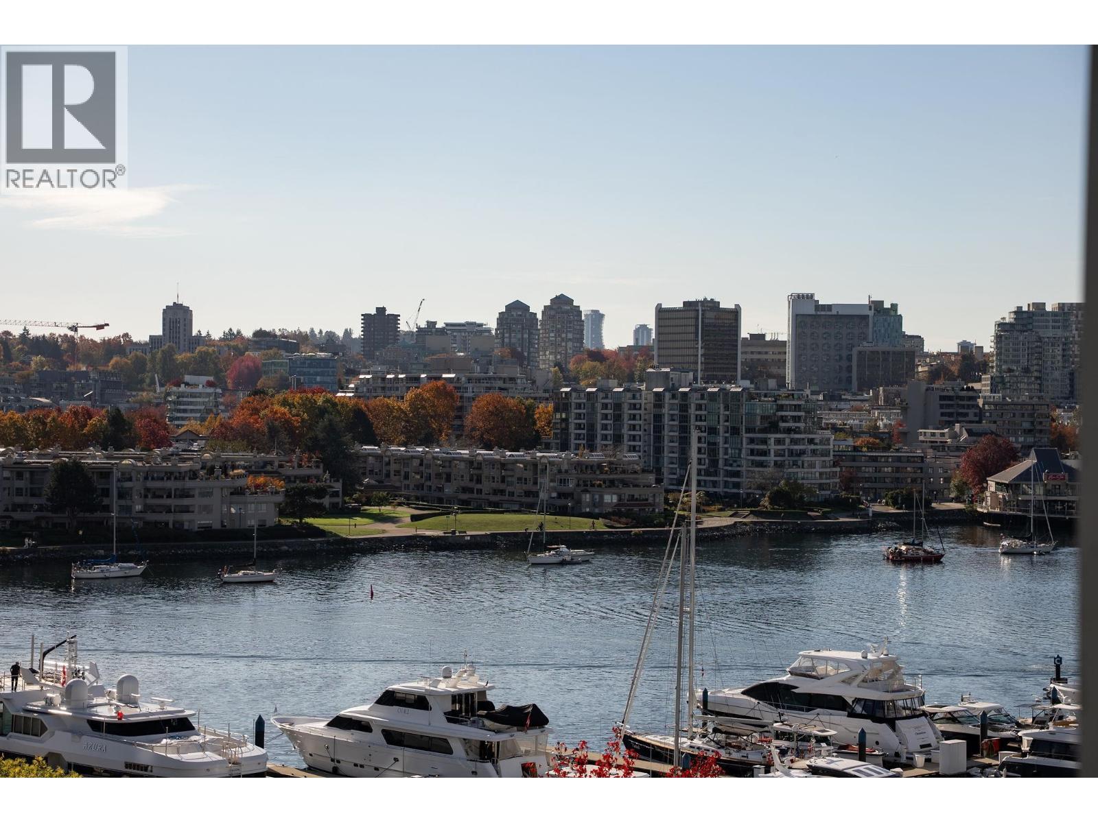 Photo of 901 1067 MARINASIDE CRESCENT 17