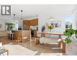 24 533 E 3rd Street, North Vancouver, BC V7L1G4 Photo 10