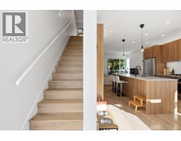 24 533 E 3rd Street, North Vancouver, BC V7L1G4 Photo 11