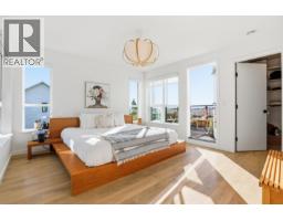 24 533 E 3rd Street, North Vancouver, BC V7L1G4 Photo 12