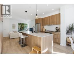 24 533 E 3rd Street, North Vancouver, BC V7L1G4 Photo 6