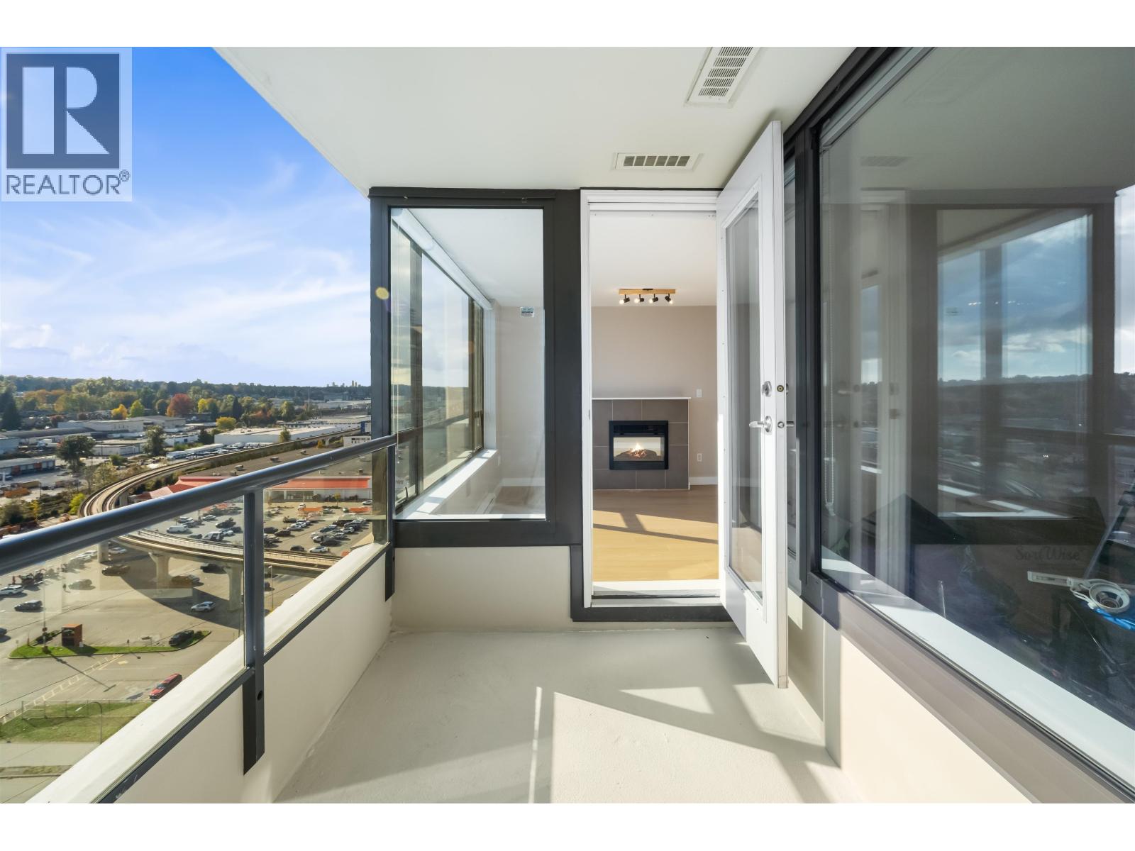 Photo of 1807 4118 DAWSON STREET 17