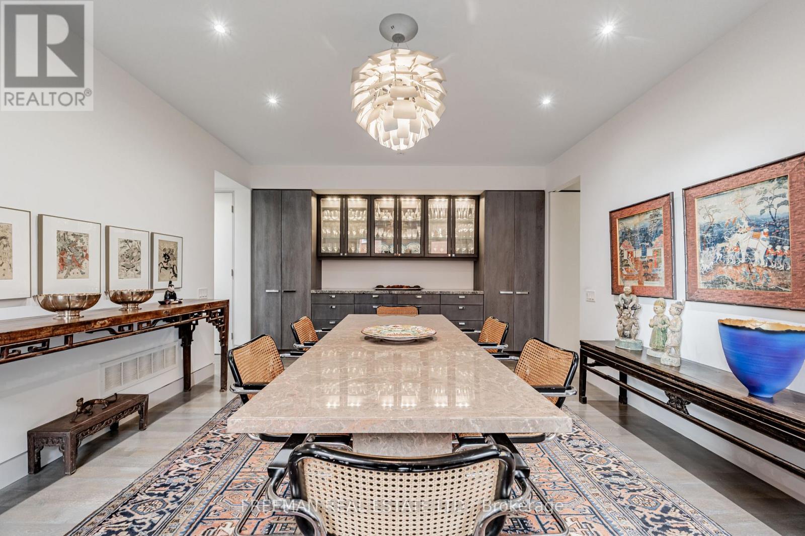 UPPER - 21 HOWLAND AVENUE, Toronto (Annex) — photo 10