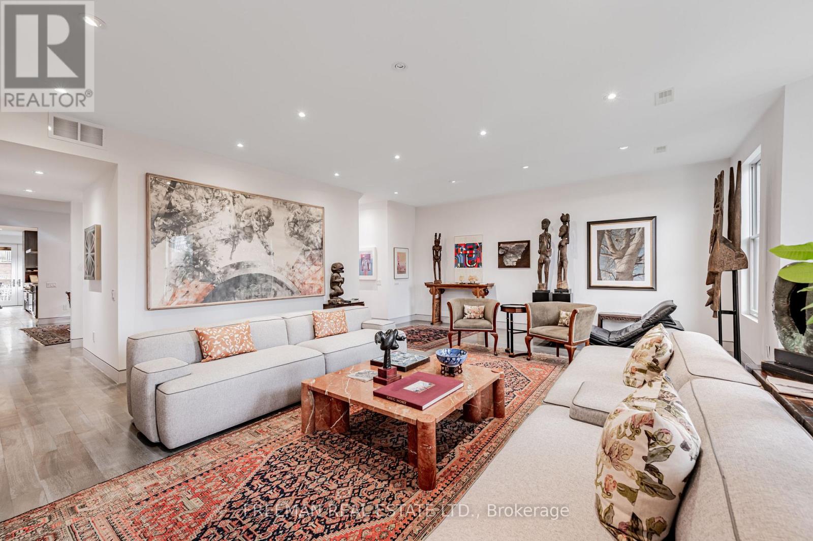 UPPER - 21 HOWLAND AVENUE, Toronto (Annex) — photo 8