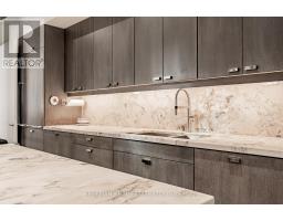 Upper - 21 Howland Avenue, Toronto, ON M5R3B2 Photo 16