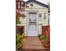 34 Currie Avenue, photo 2