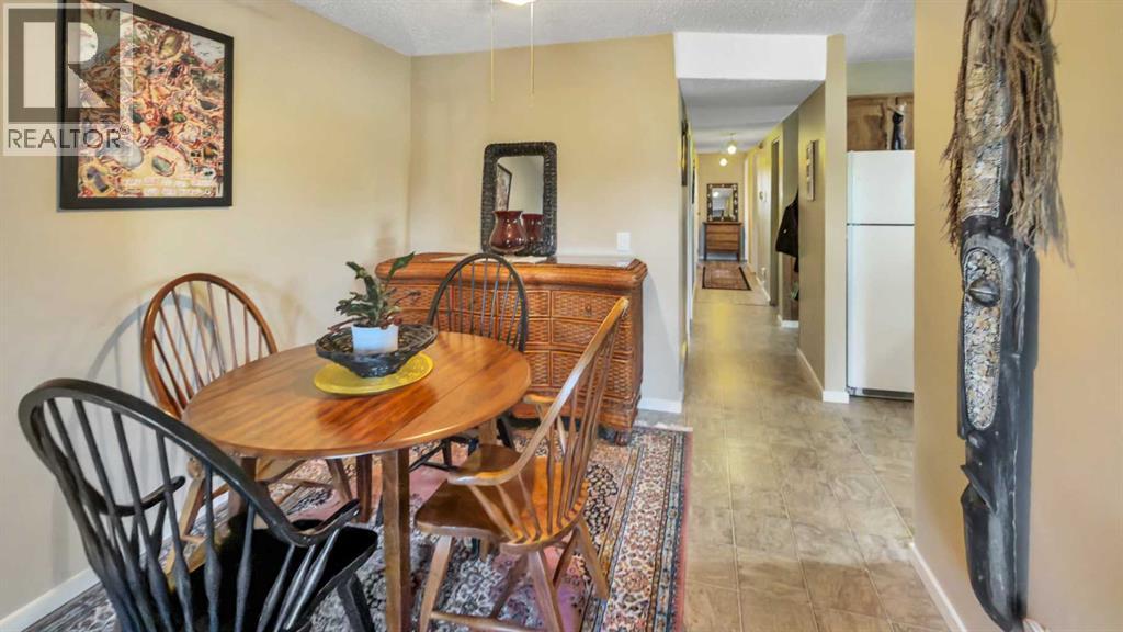 5743 & 5745 53 Street Close, Rocky Mountain House — photo 20