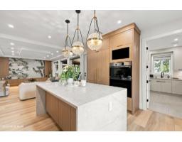 2118 Oakridge Crescent, Abbotsford, BC V2T6A8 Photo 11